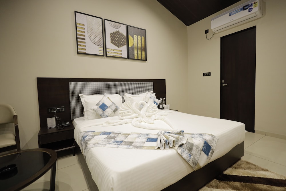 Vindhyachal Resort 6/45