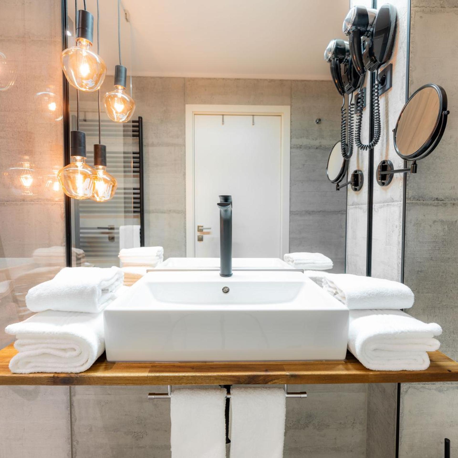 غرفة بريميوم بسرير مزدوج، HOTEL CITY MARIBOR 9/10