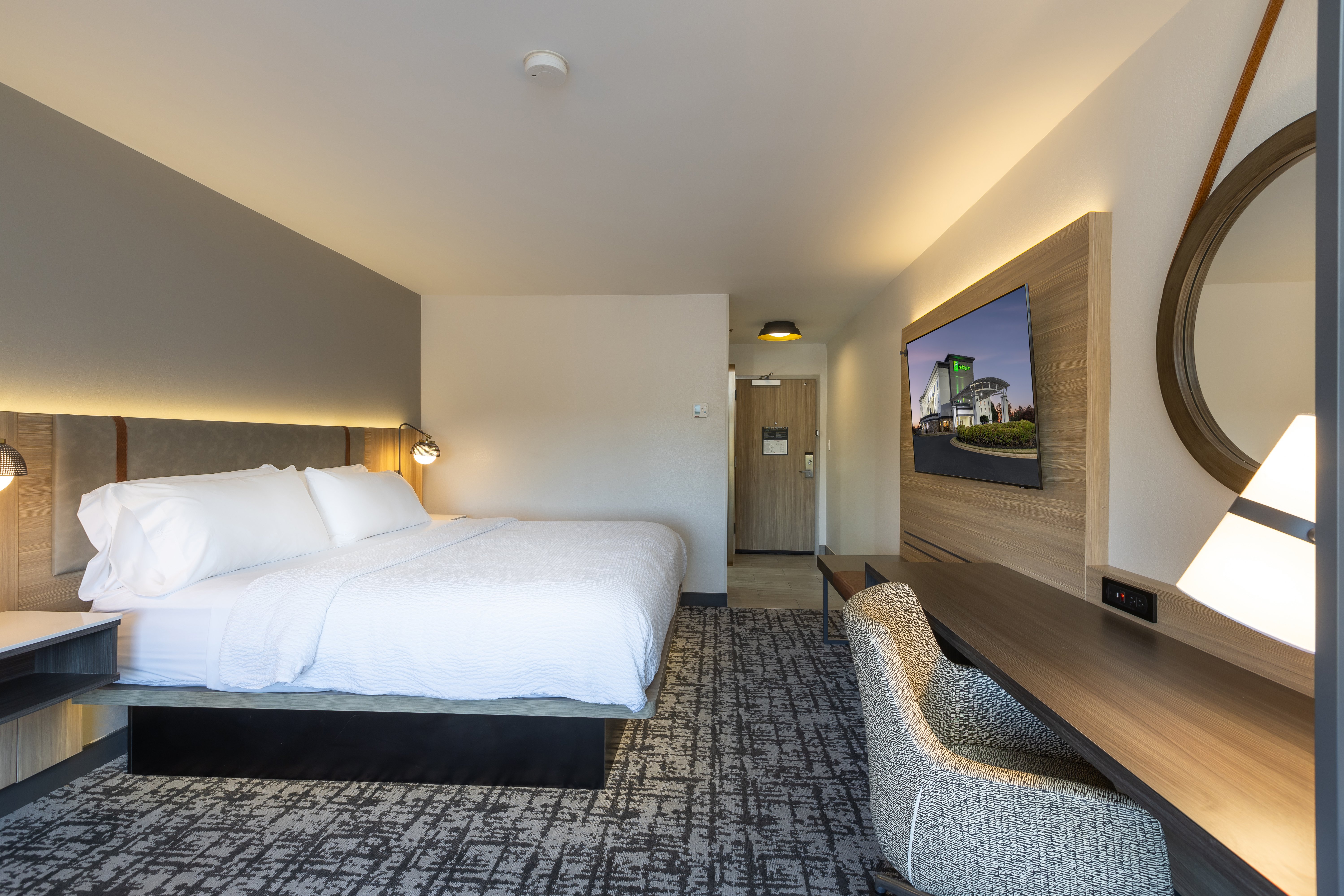 Holiday Inn Anderson 22/71