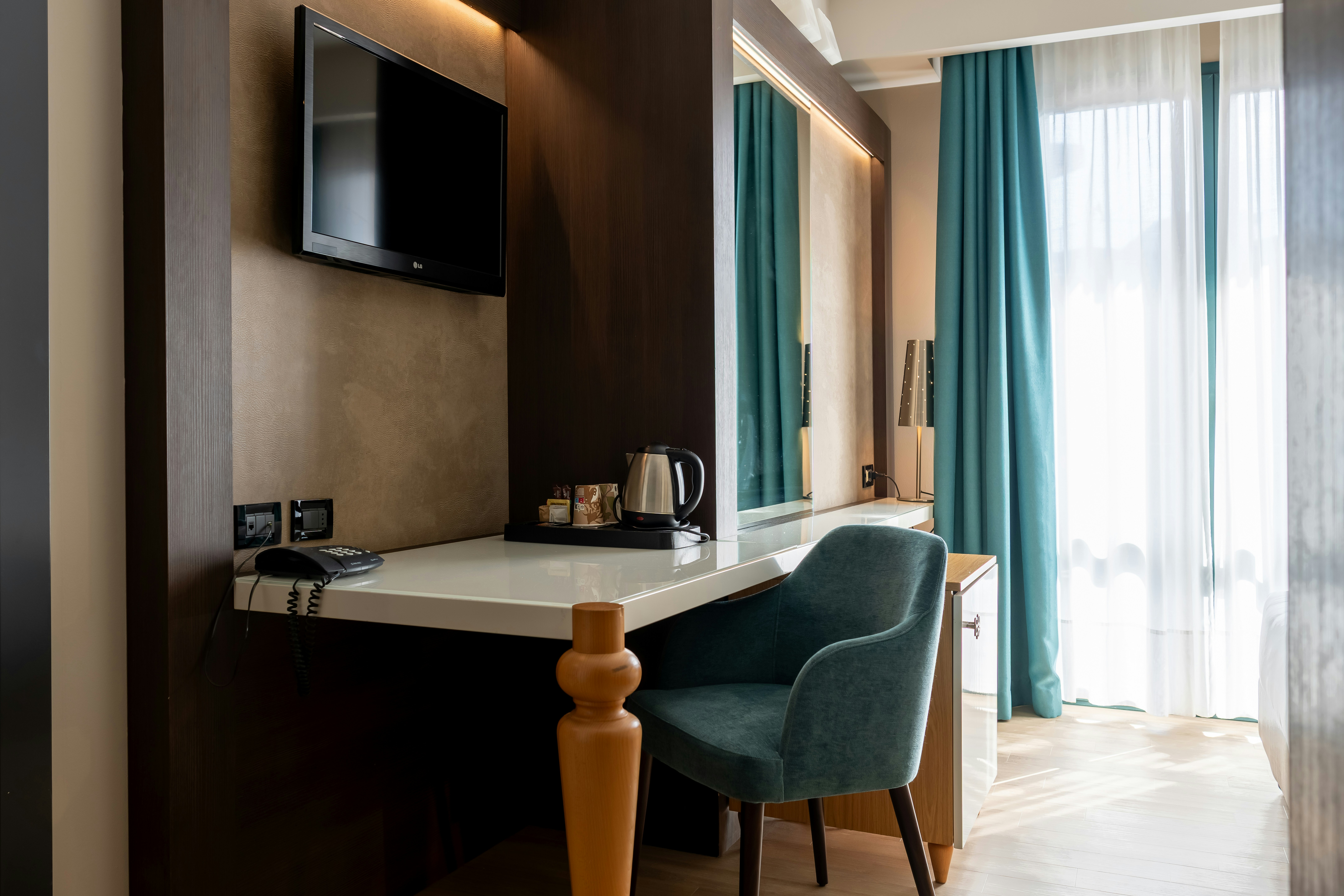ELITE HOTEL RESIDENCE 62/69