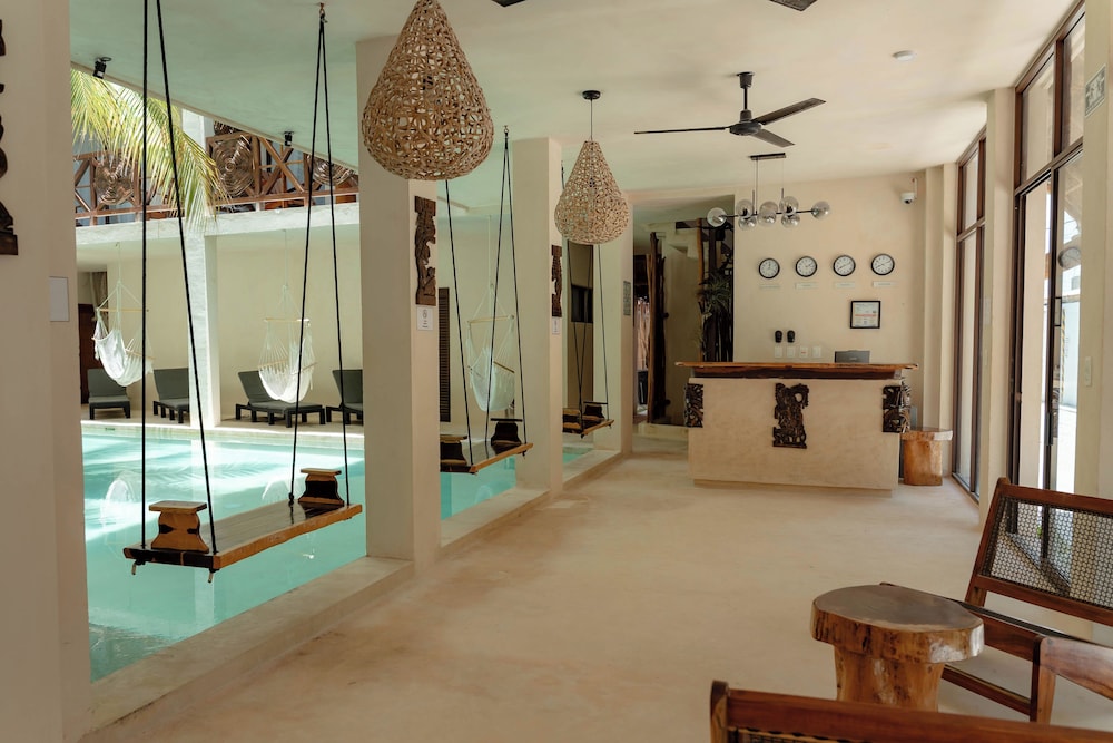 Joanza by OOL Hotels 38/50