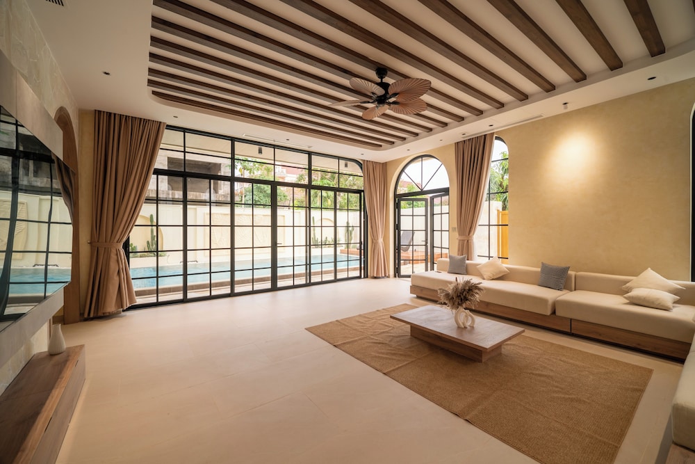 Mercury Phu Quoc Resort & Villas 50/63