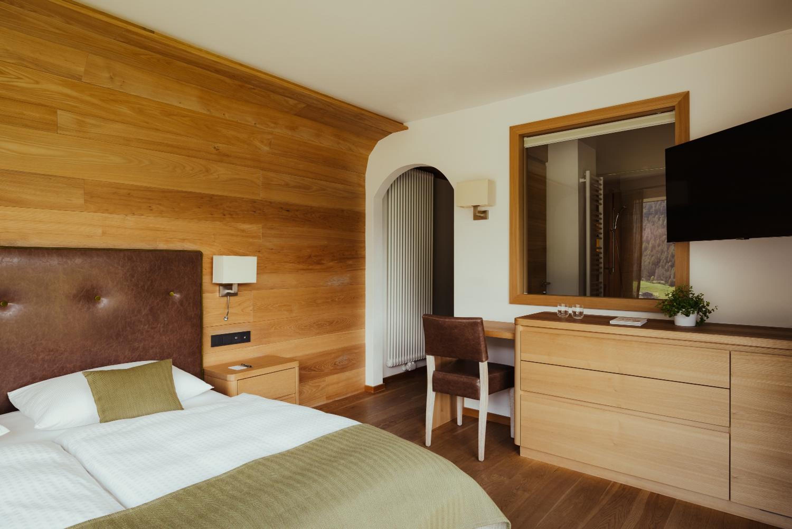 Room, King Bed, Balcony