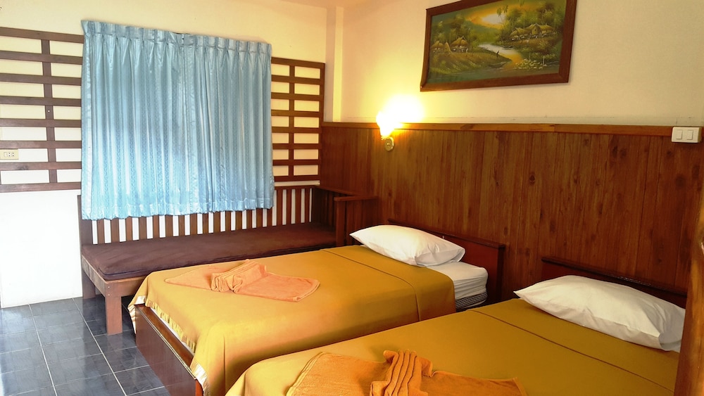 Rattana Guesthouse Bungalow 15/50