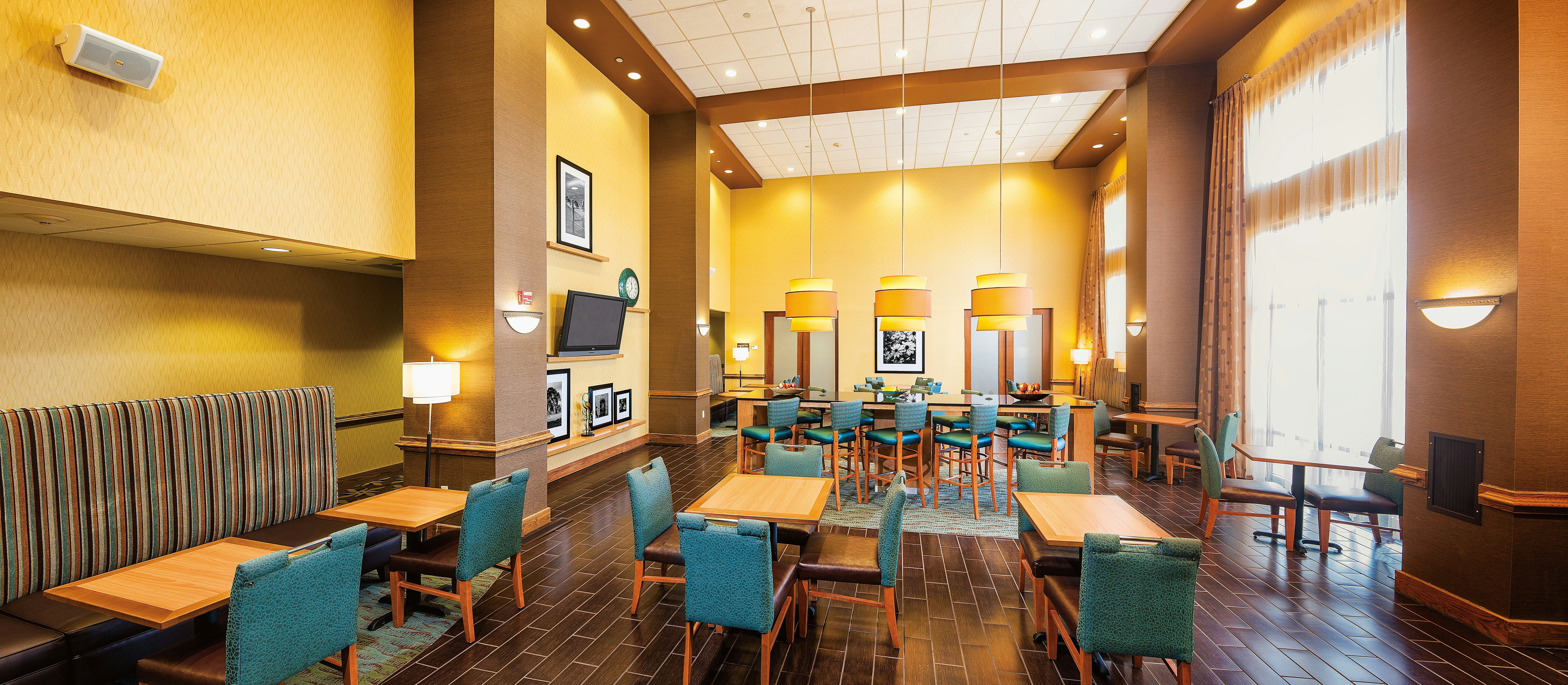 Hampton Inn & Suites Chesapeake-Square Mall 23/41