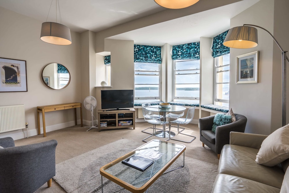 Astor House 22/50
