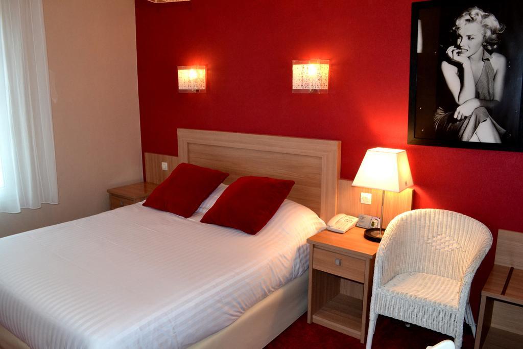 HOTEL LE CALME DES PINS SPA 24/43