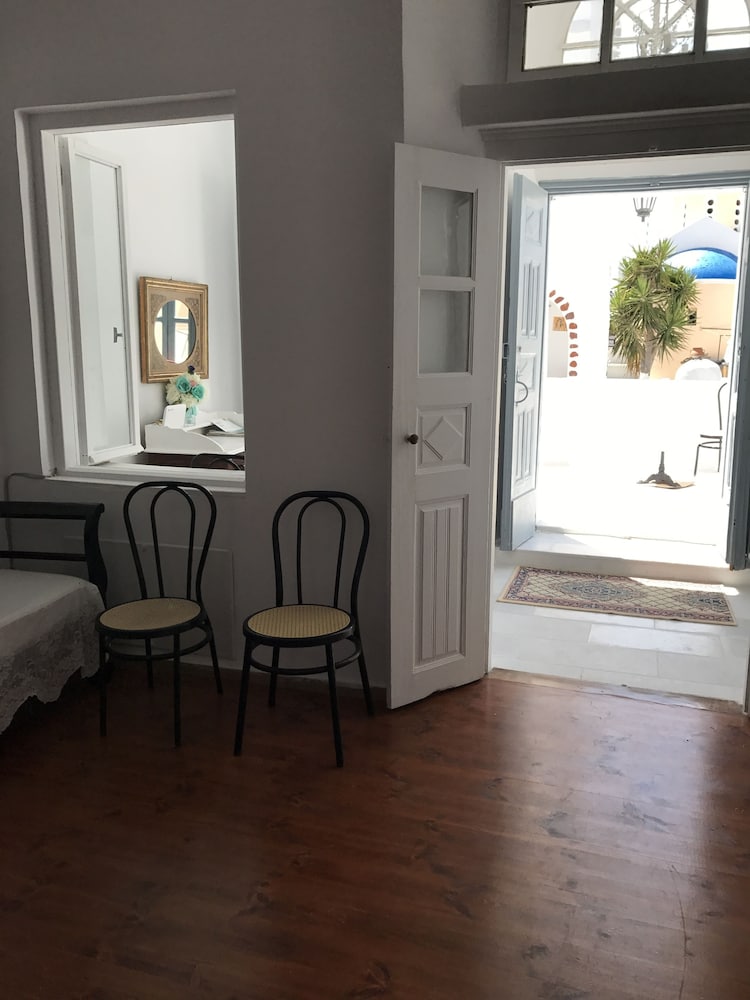 Marcos Rooms 19/44