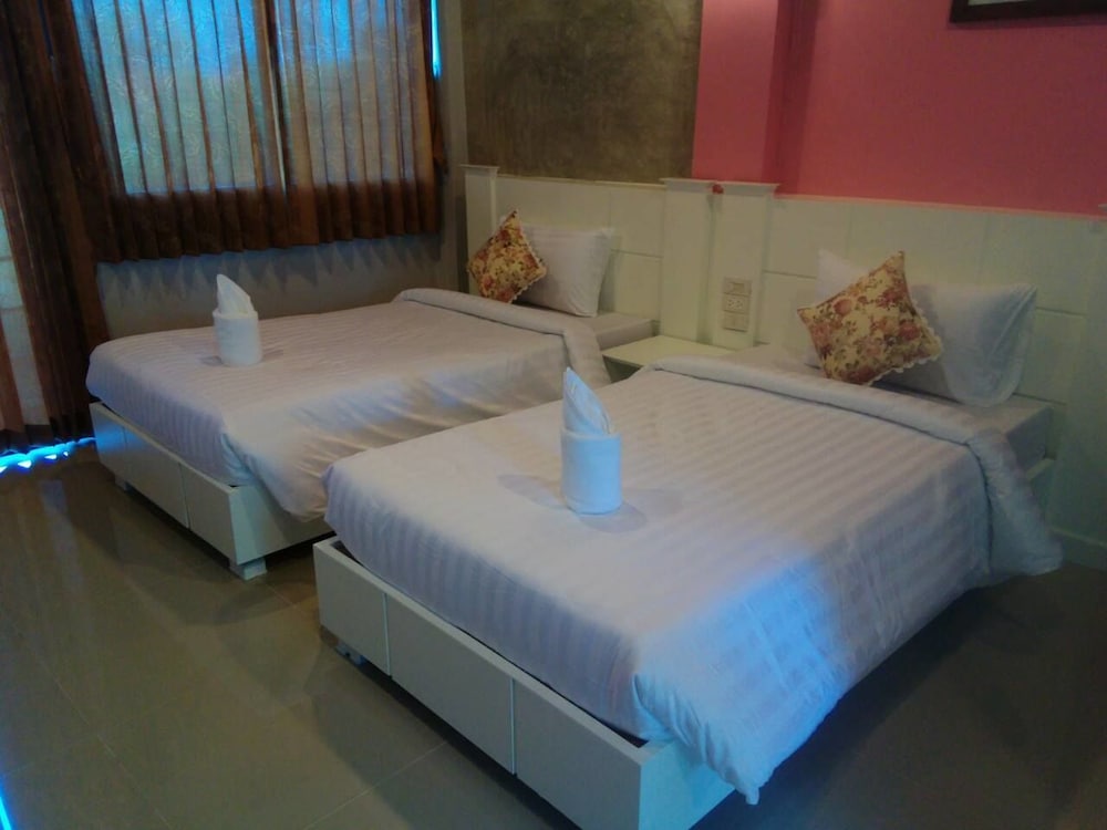 Waen Petch Place 21/55