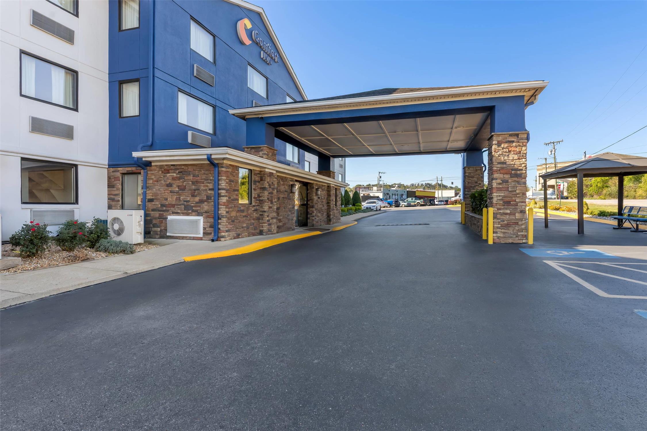 Comfort Inn Nashville West 28/33