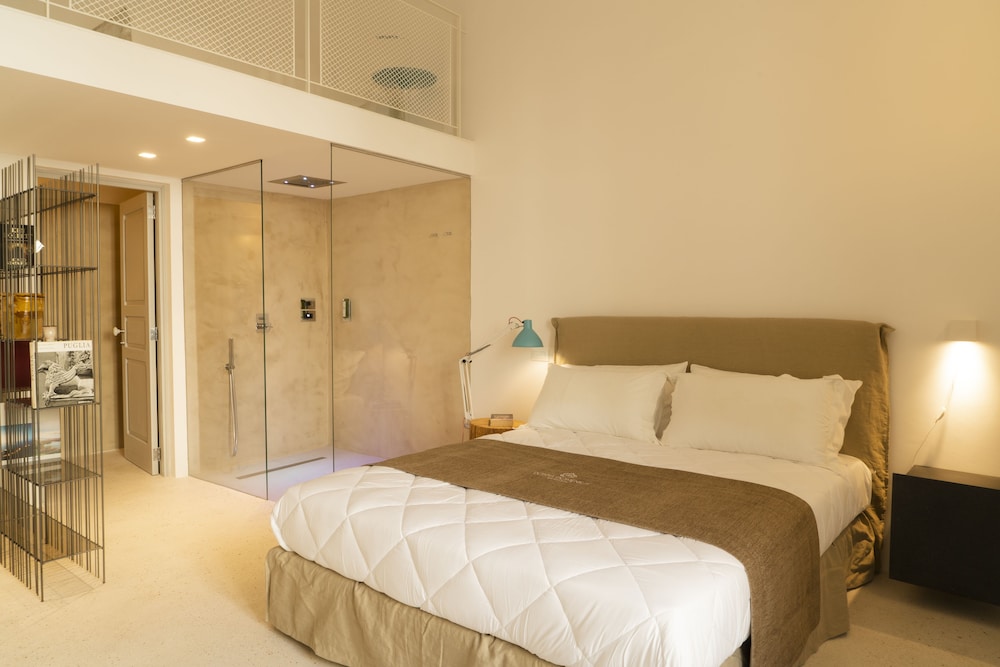 Donna Domenica Boutique Suites 11/50