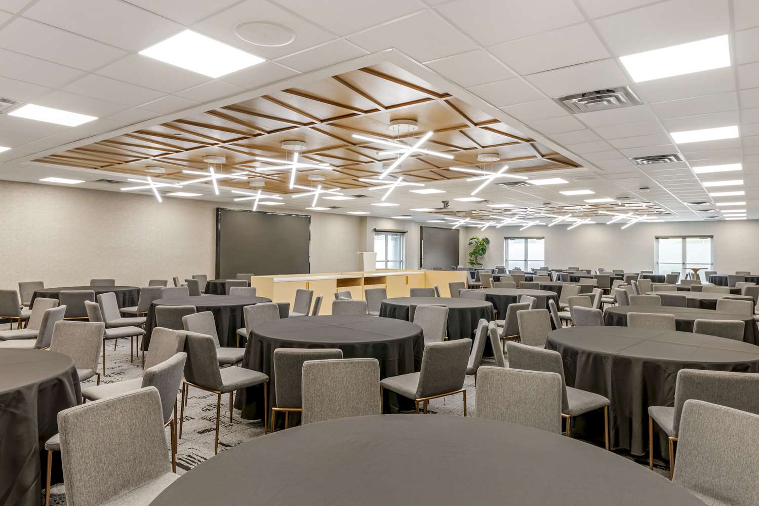 Clarion Inn Lakeside Conference Centre Kenora 34/34