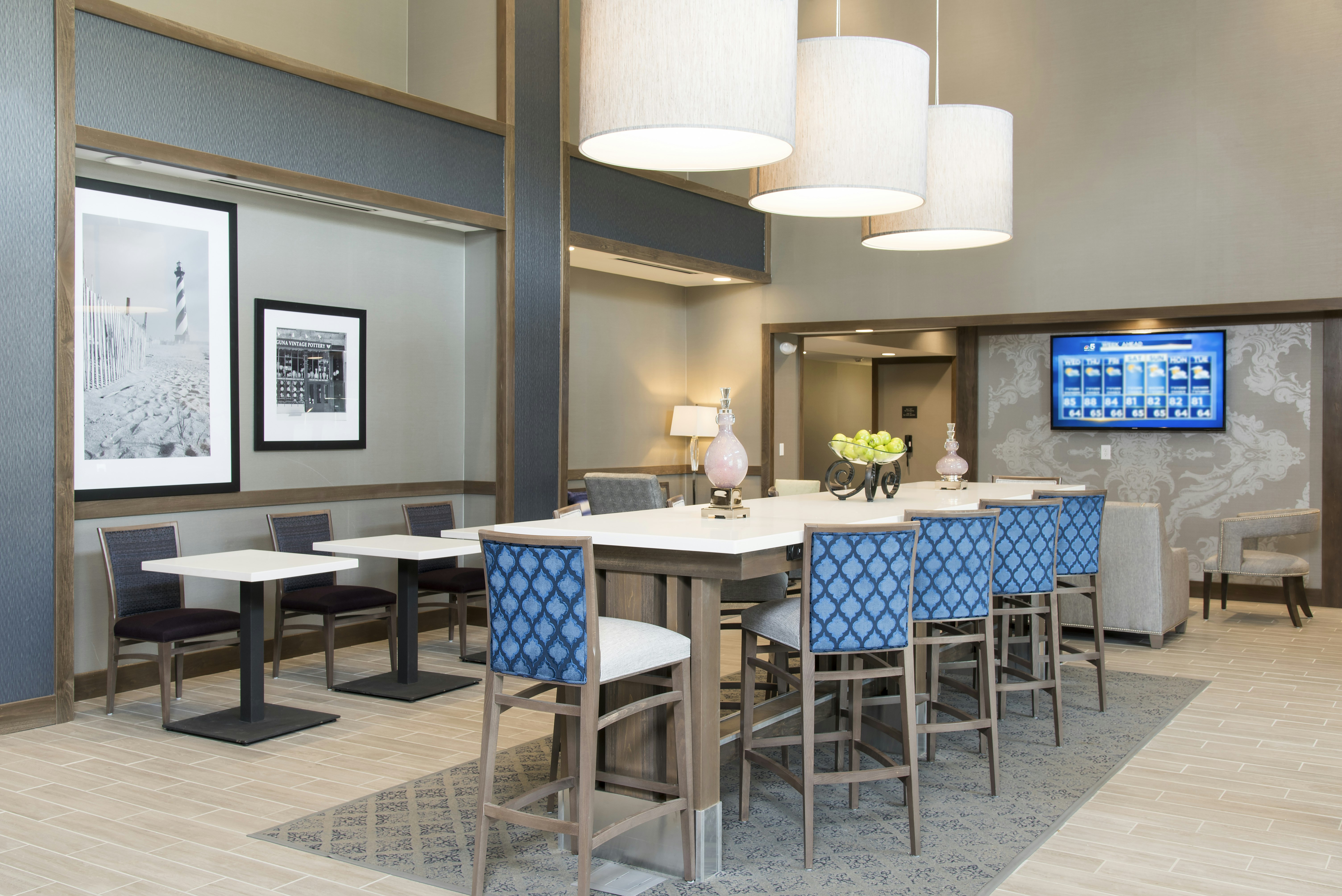 Hampton Inn & Suites Michigan City 7/14