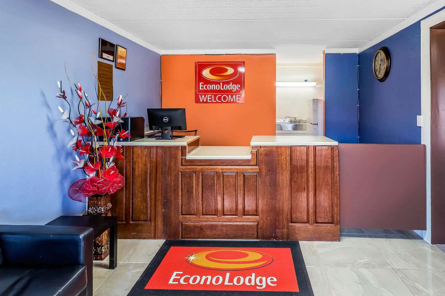 Econo Lodge Lavonia, GA 5/33