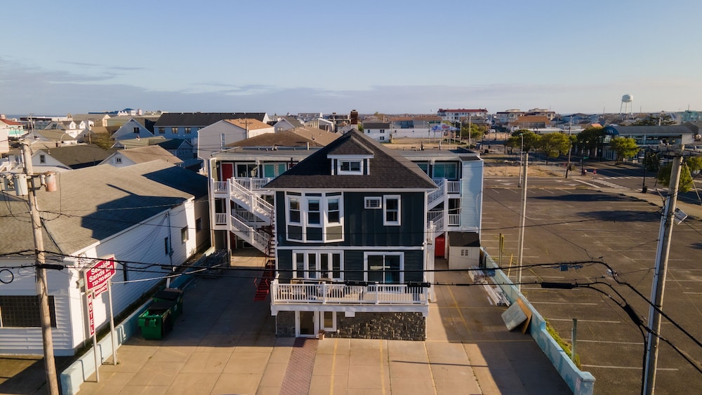 Seaside Sands Inn 50/63