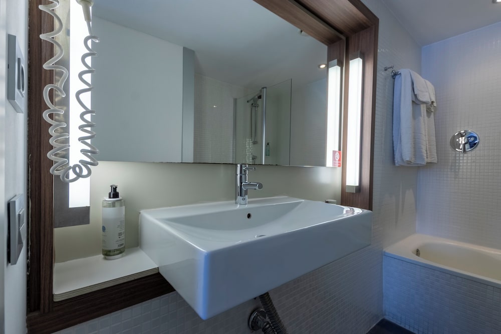 Travelodge Malaga Airport 60/60
