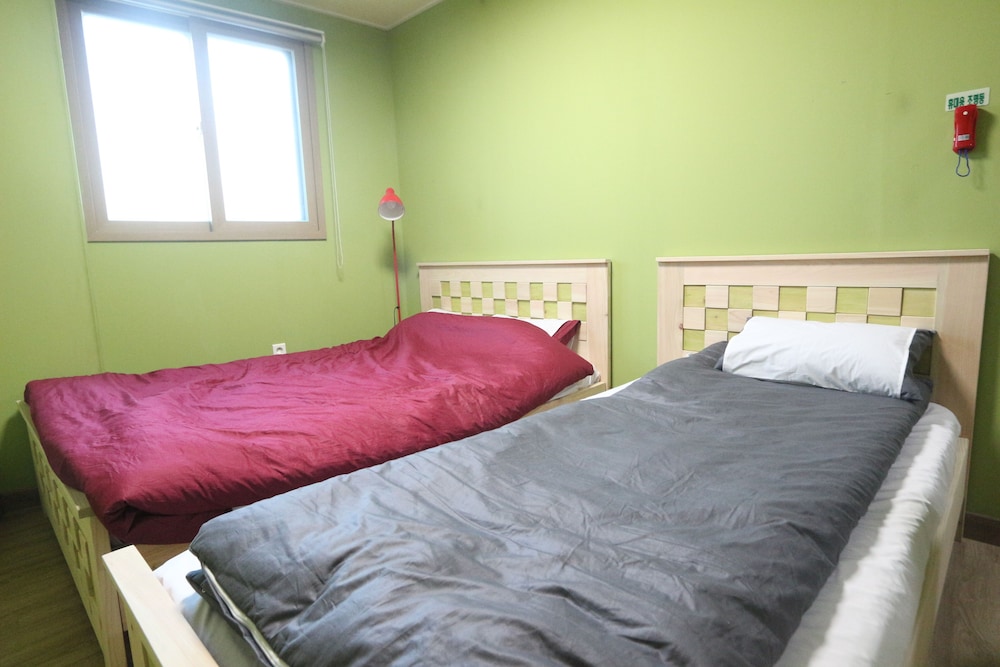Midtown Hostel 13/50