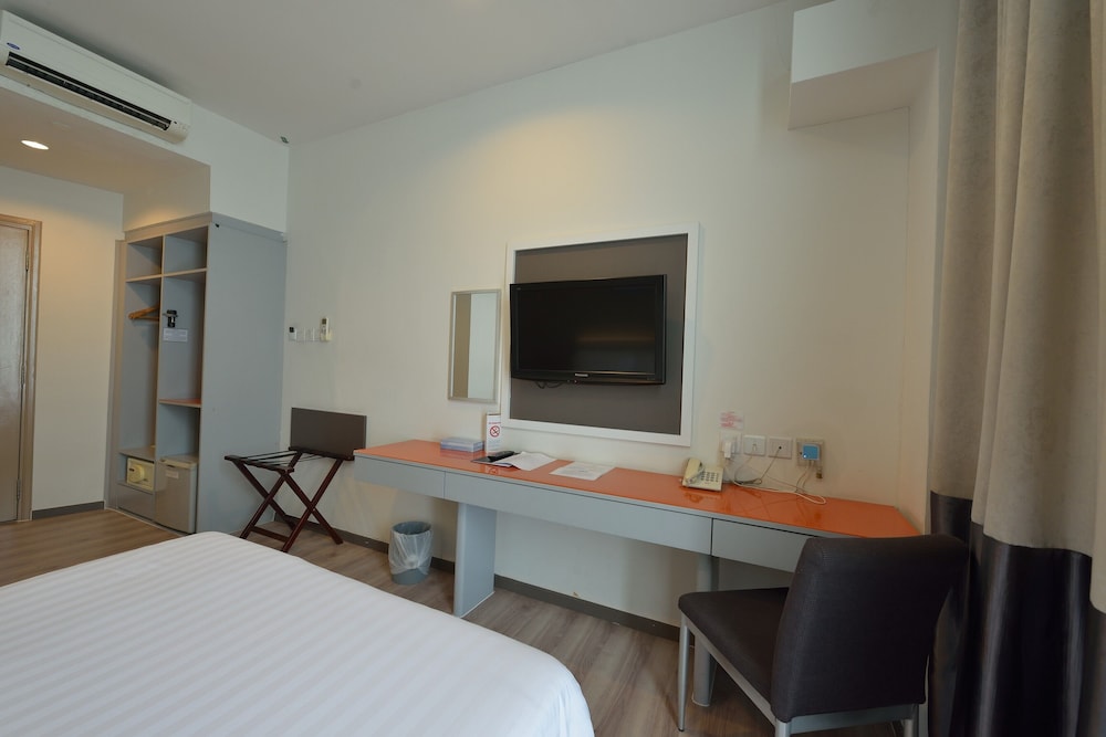 Abell Hotel Kuching 15/50
