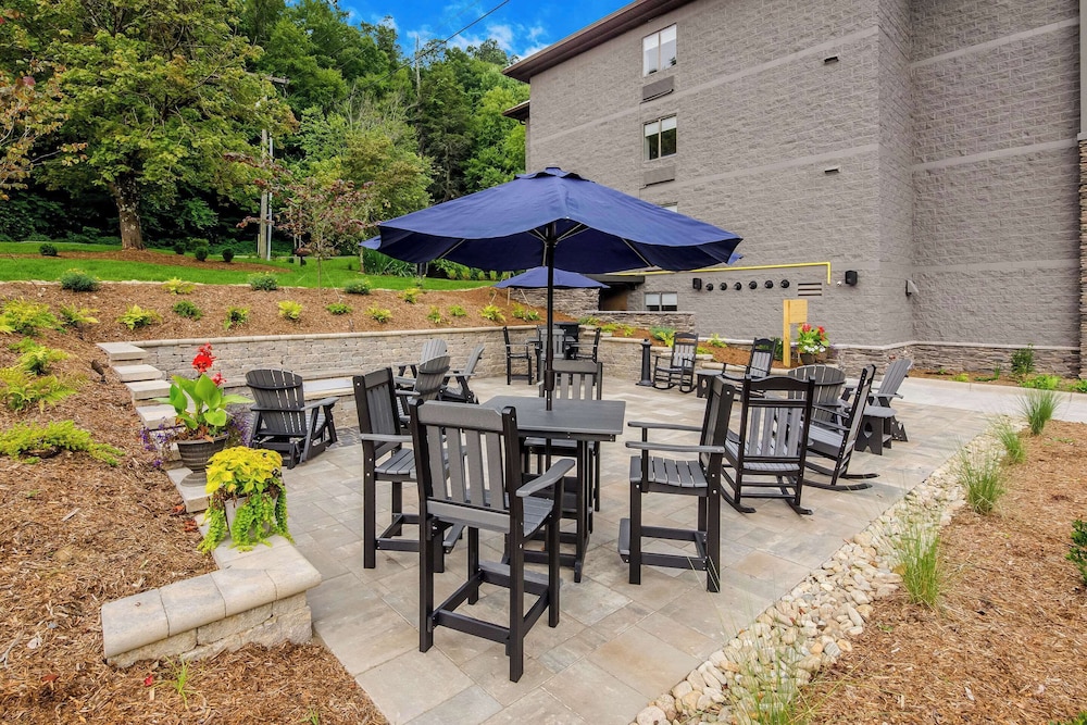 Graystone Lodge, an Ascend Collection Hotel 36/50