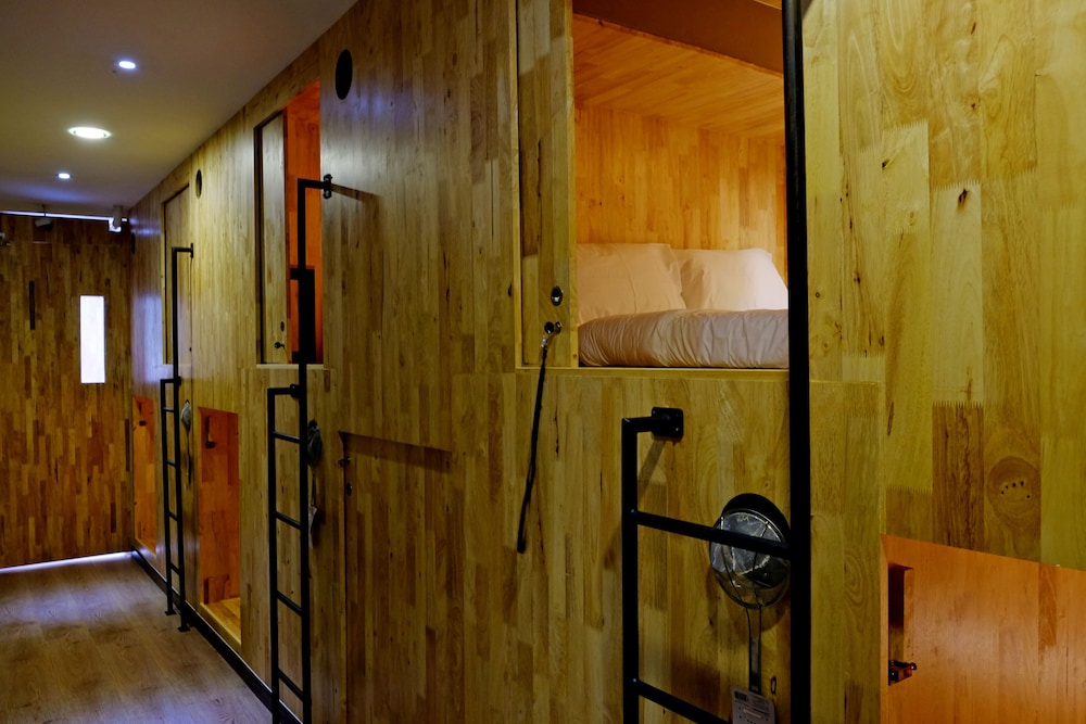 Armenian Suite 15/58