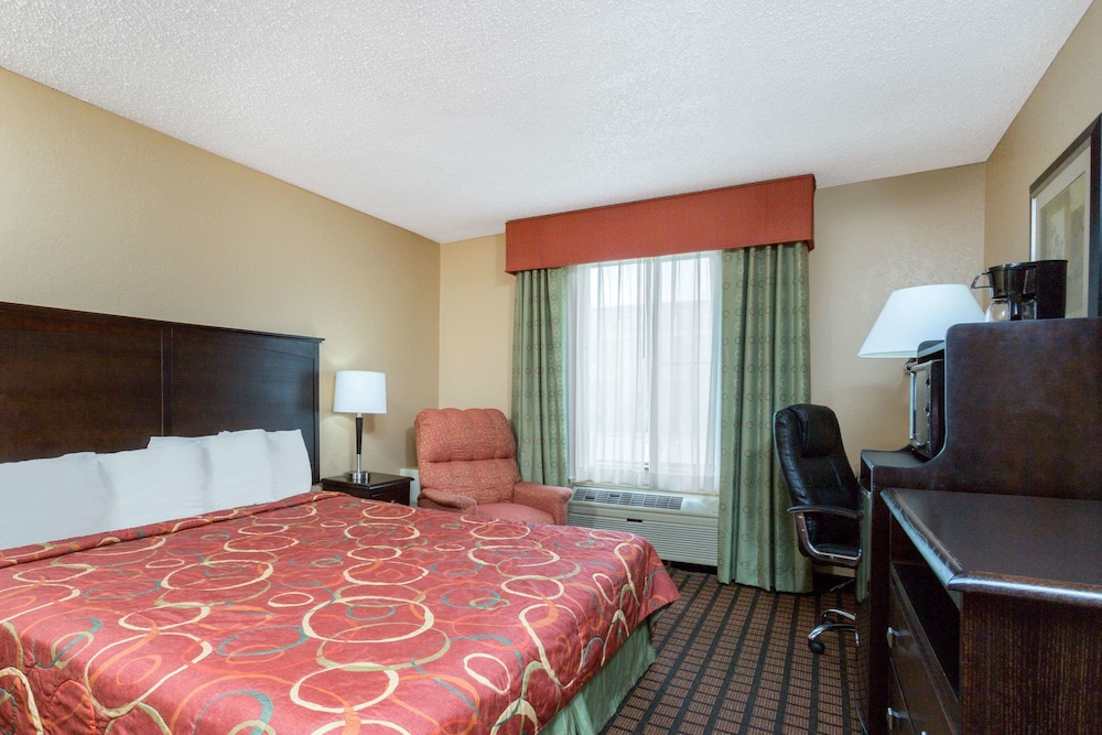 Quality Inn Texarkana Arkansas 12/35
