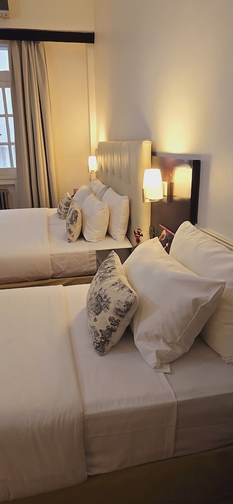 ULISES RECOLETA SUITES 27/64