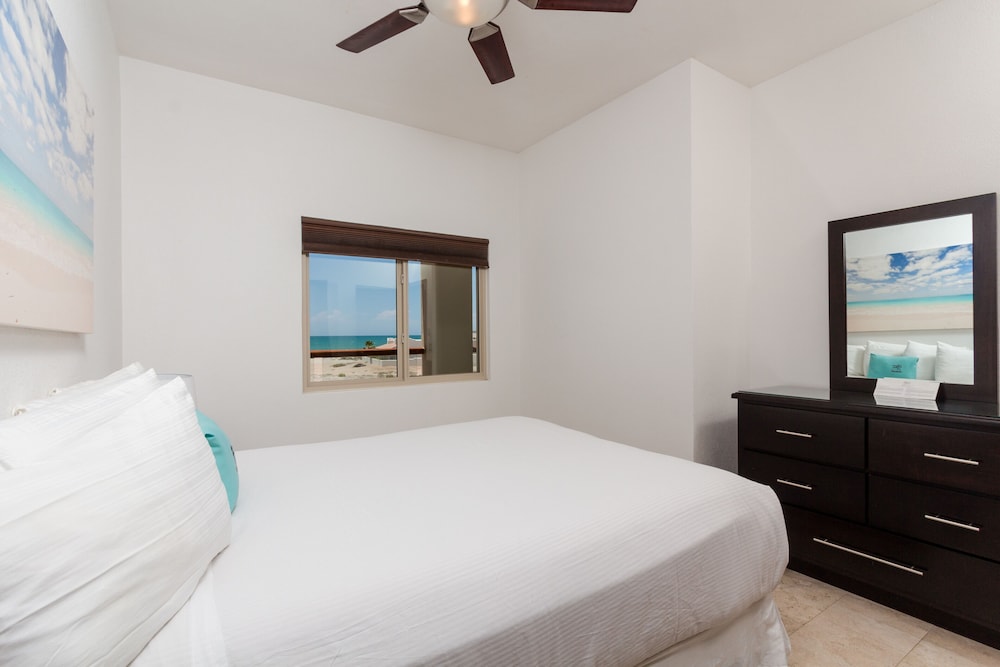 Laguna Shores Resort 13/49