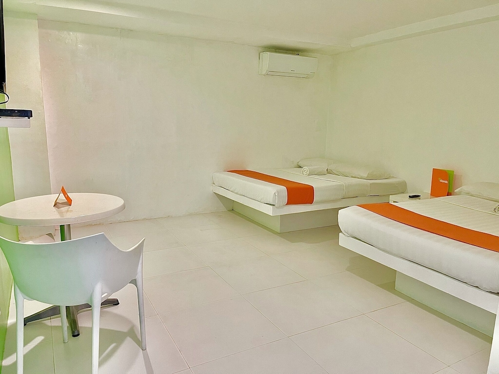 ISLANDS STAY HOTEL MACTAN 16/25