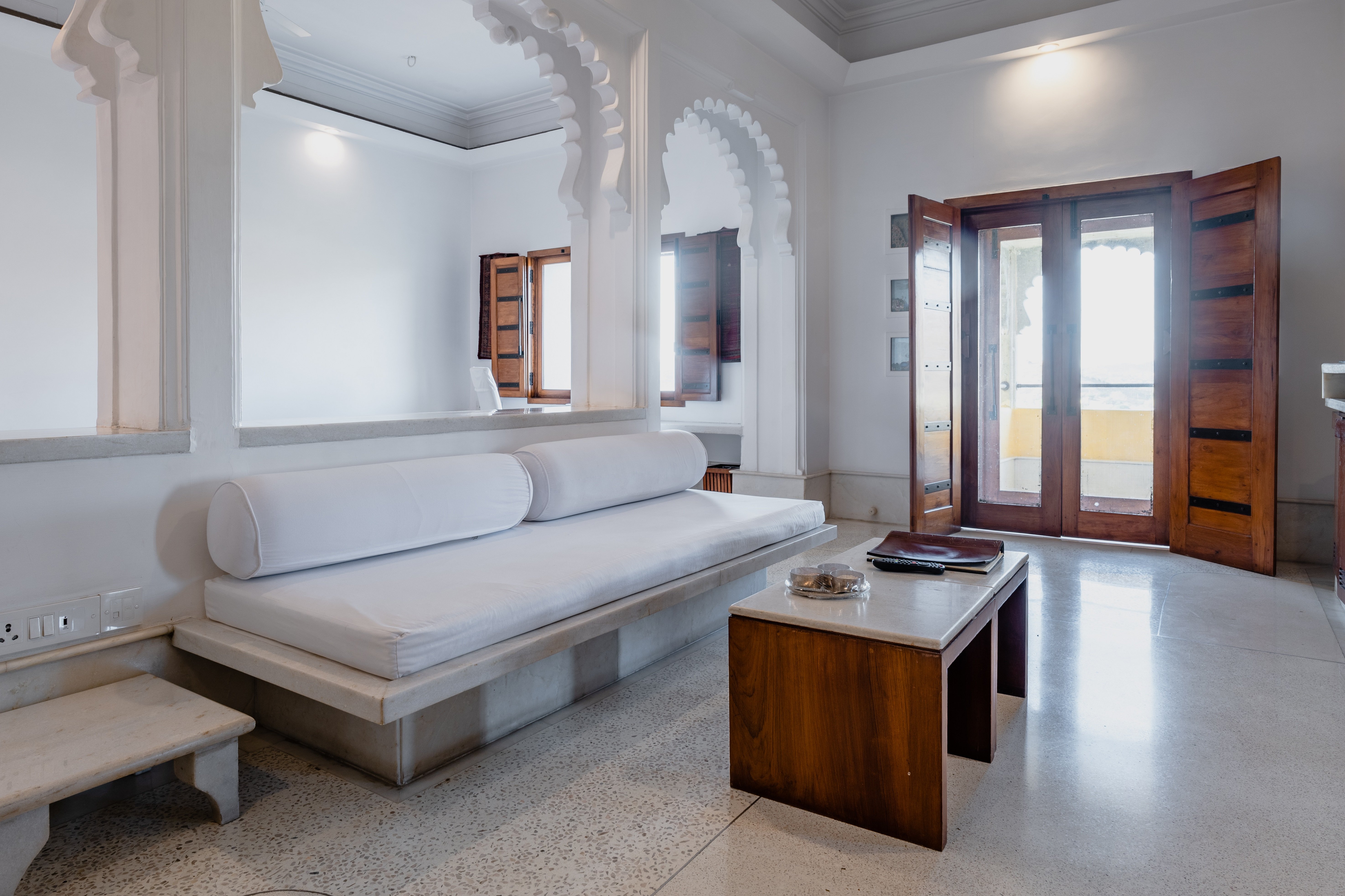 RAAS DEVIGARH(Formerly - DEVI GARH BY LEBUA) 10/70