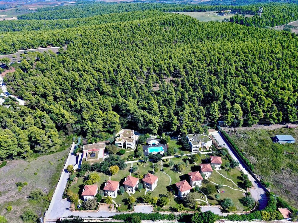Polyastron Place Hotel & Spa 55/68