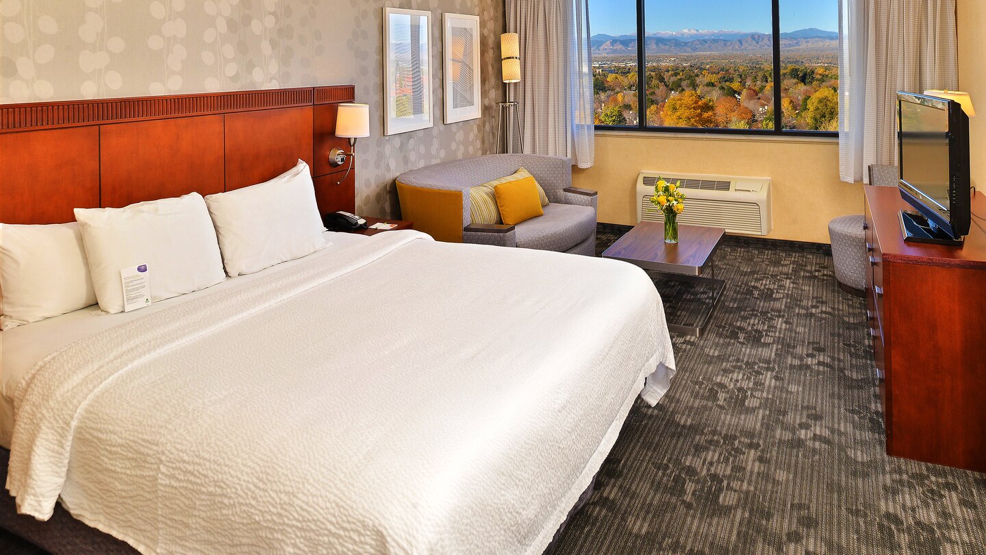 Room at Courtyard By Marriott Denver Cherry Creek, DENVER - CO