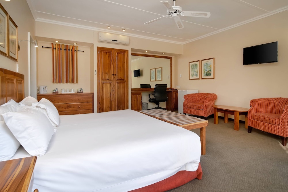 Protea Hotel By Marriott Polokwane Ranch Resort 20/76
