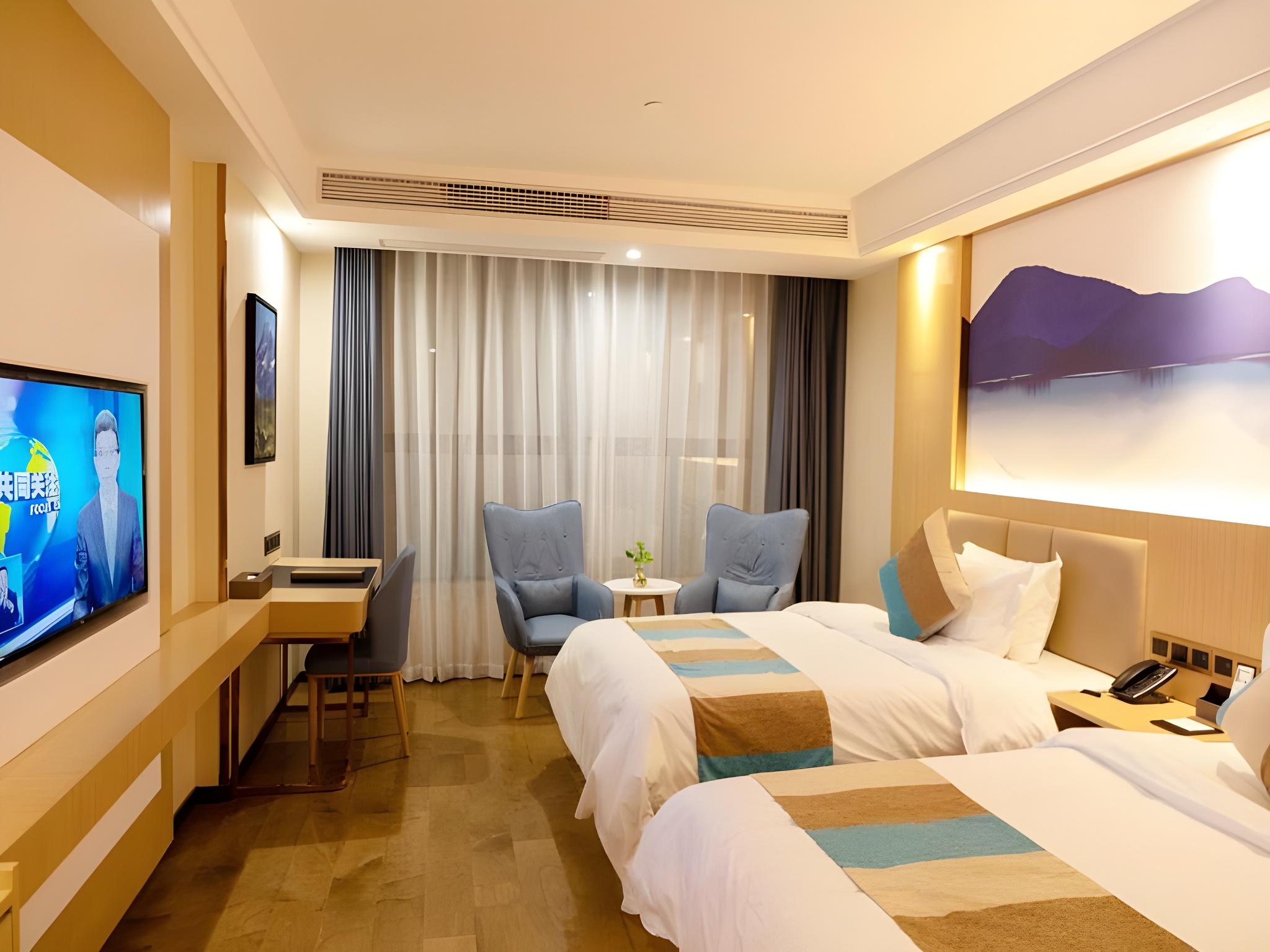 DELUXE, TWIN BEDS