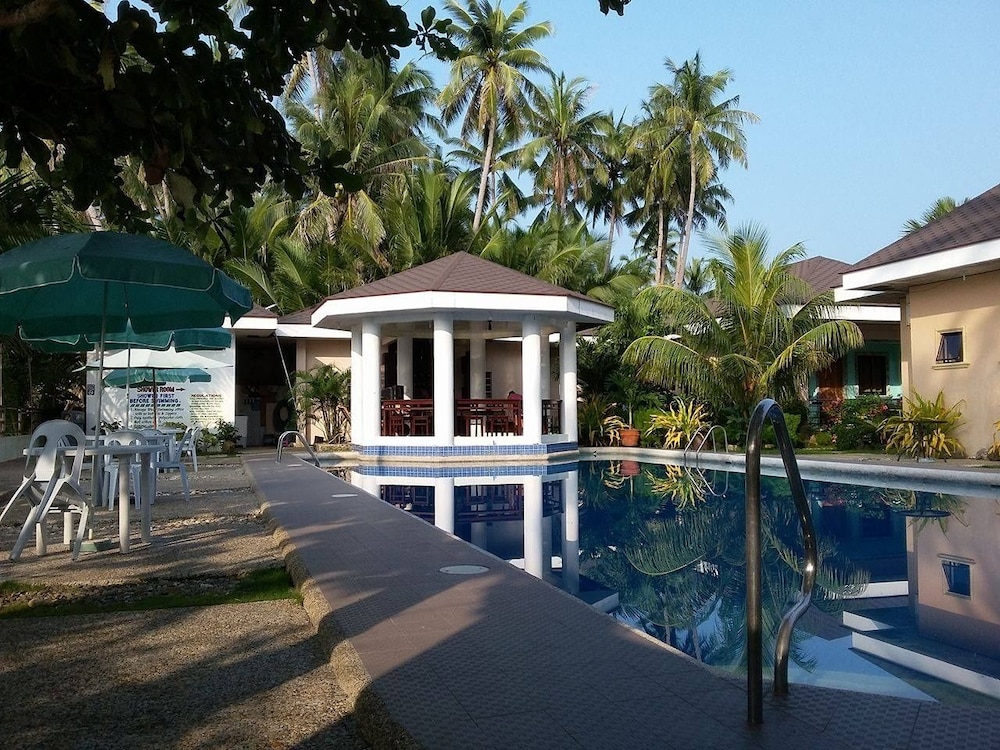 Ucoy Beach Resort 31/38