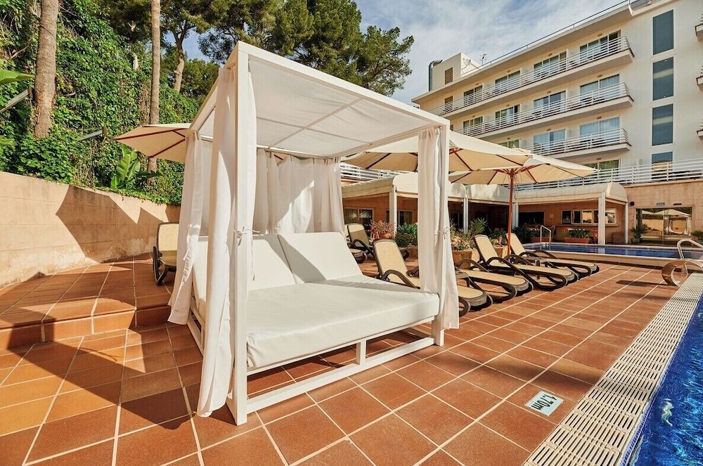 Hotel ROC Oberoy Adults Only +16 44/64