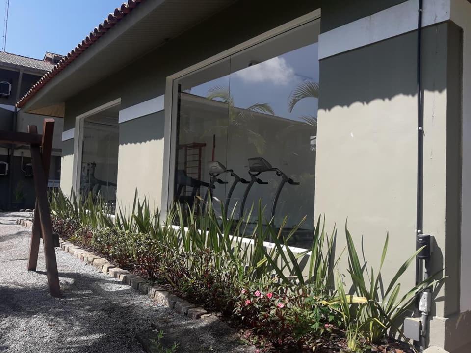 Camboa Hotel Paranagua 37/41