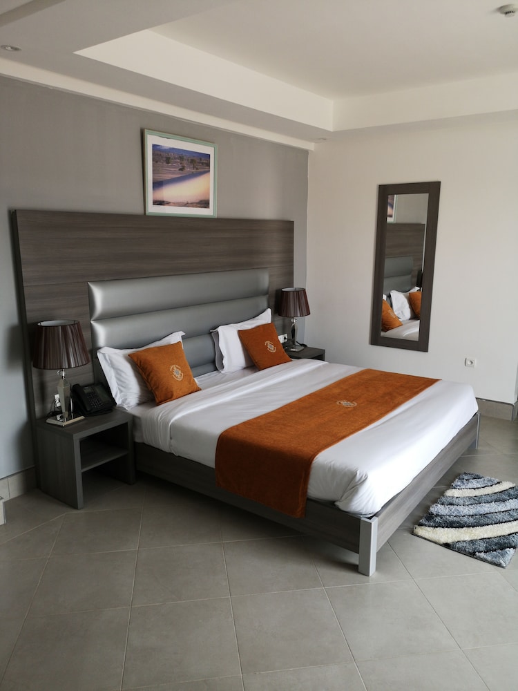 Nouakchott Hotel 10/50