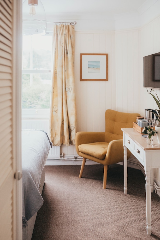 The Bay Hotel 39/50