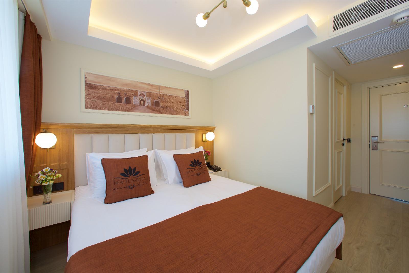 French, Double Bed