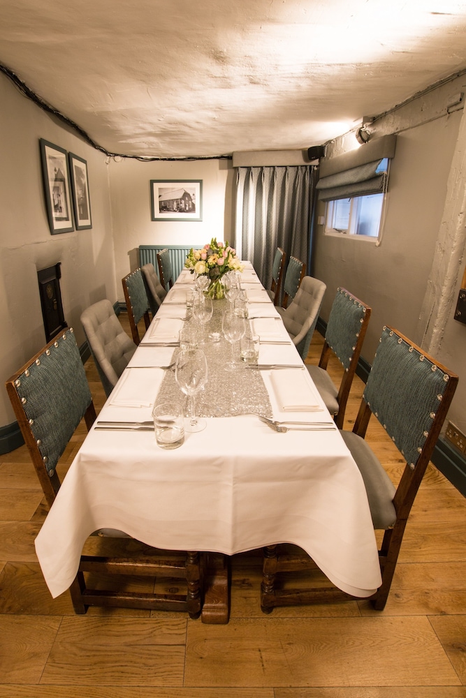 Saracens Head Hotel 41/50