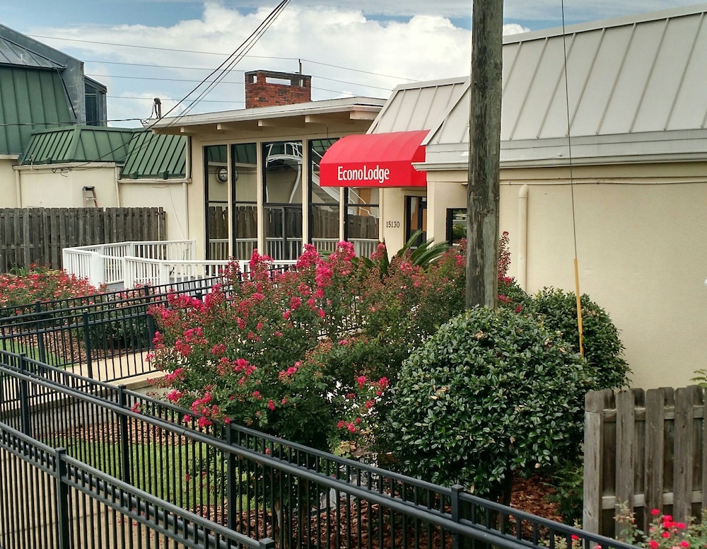 Econo Lodge Thomasville 4/64