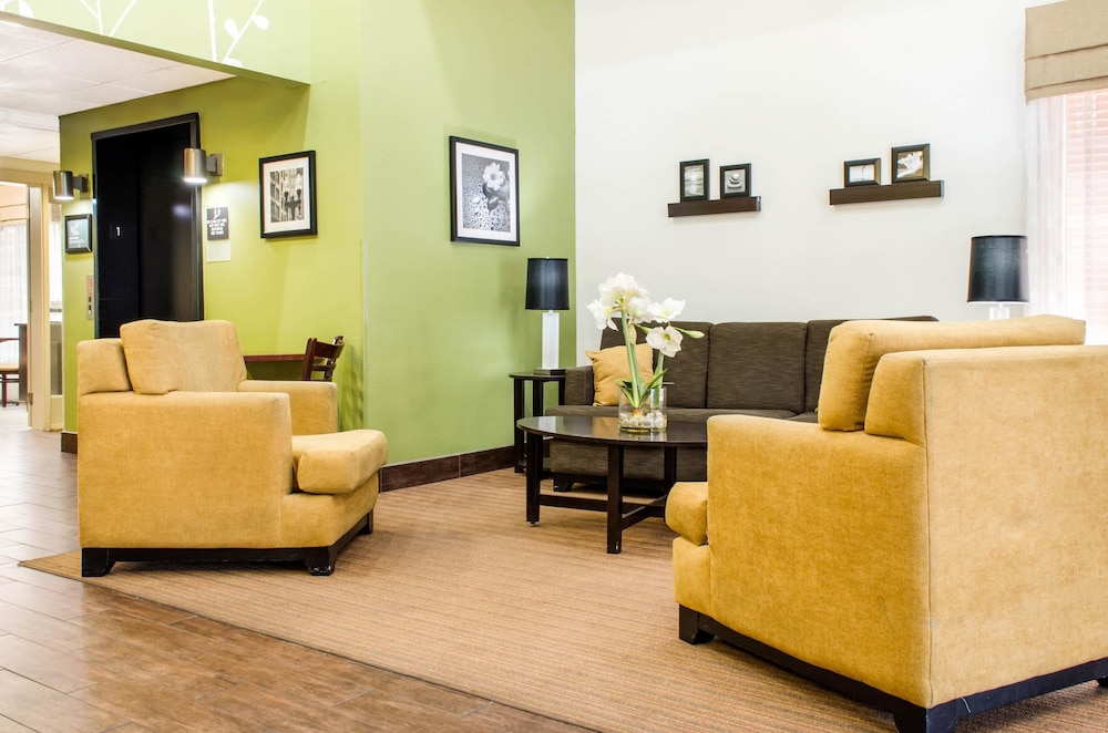 Sleep Inn & Suites Metairie - New Orleans West 28/37
