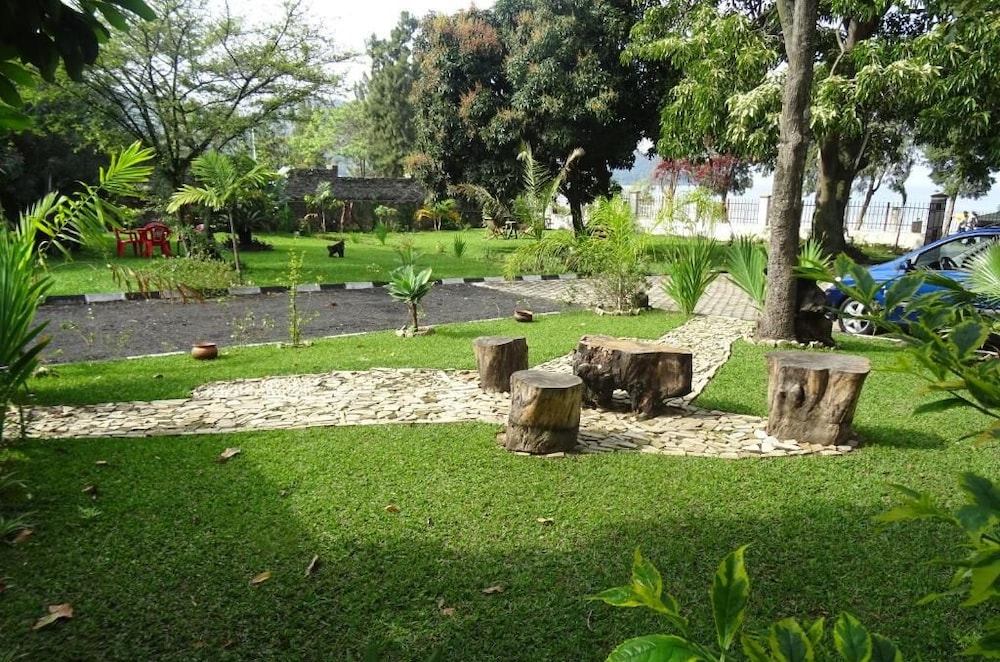 Beach Garden Bnb 24/48