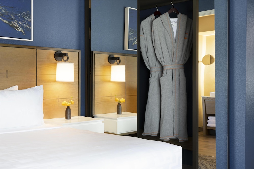 Hyatt Centric Santa Clara Silicon Valley 11/50