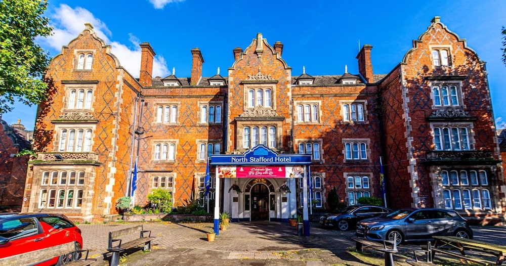 North Stafford Hotel 40/47