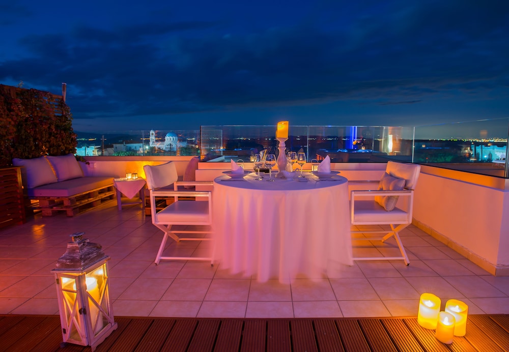 Oasis Beach Hotel Spa 69/76
