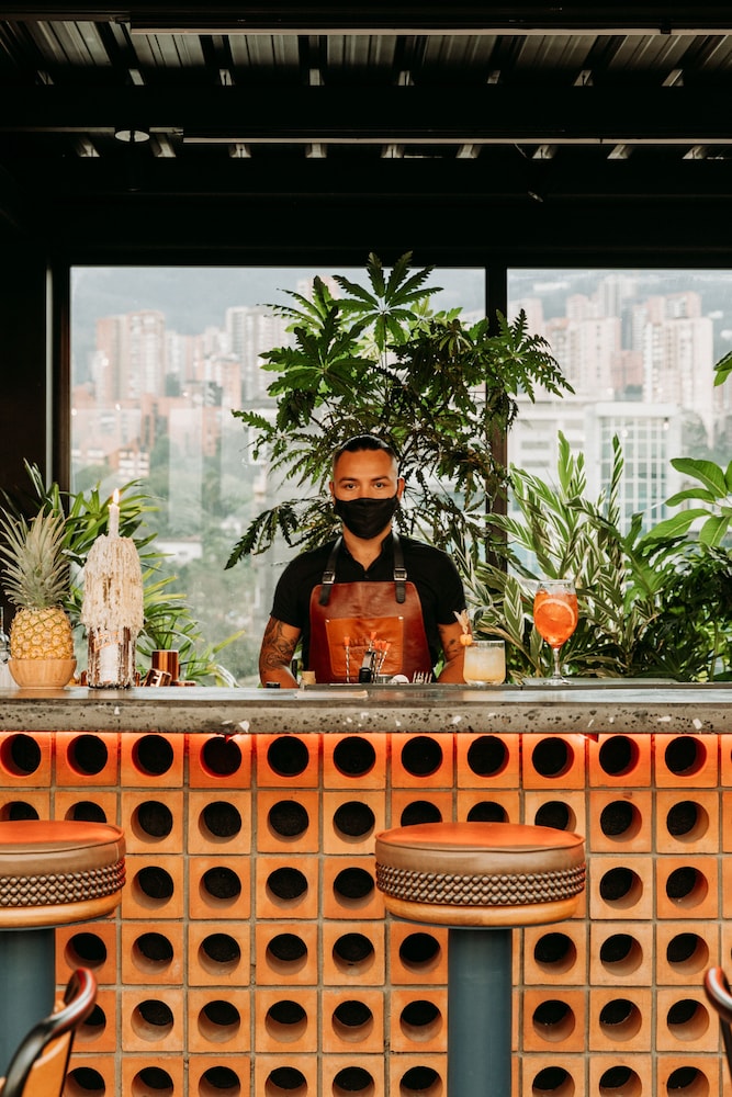 The Somos Hotel 4/50