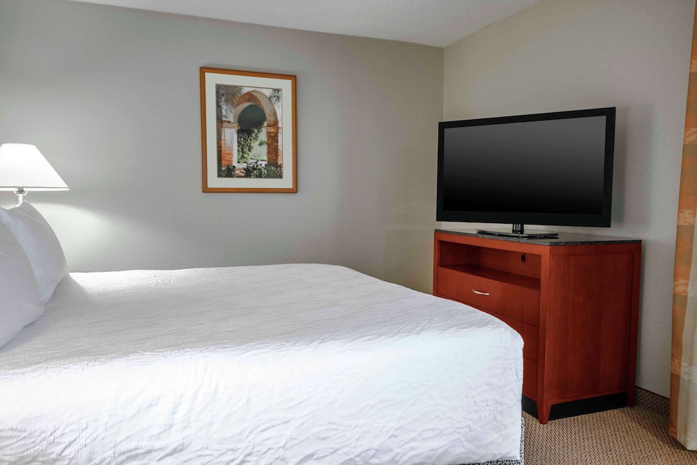 Hilton Garden Inn Independence 5/57