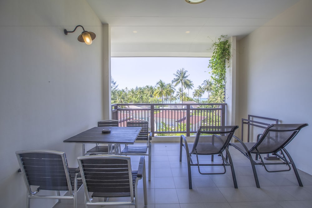 Kantary Beach Hotel 25/49