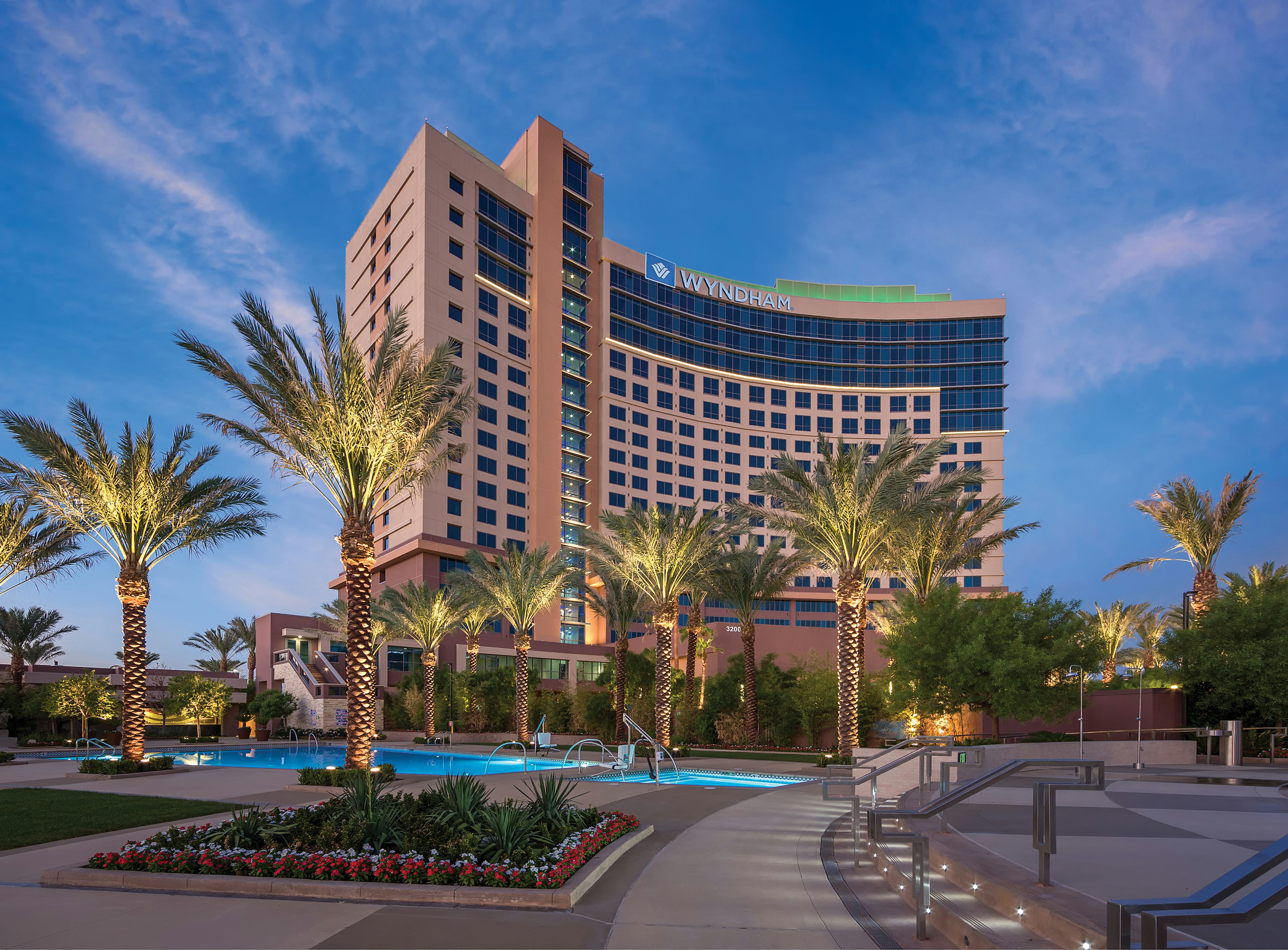 Club Wyndham Desert Blue 7/65